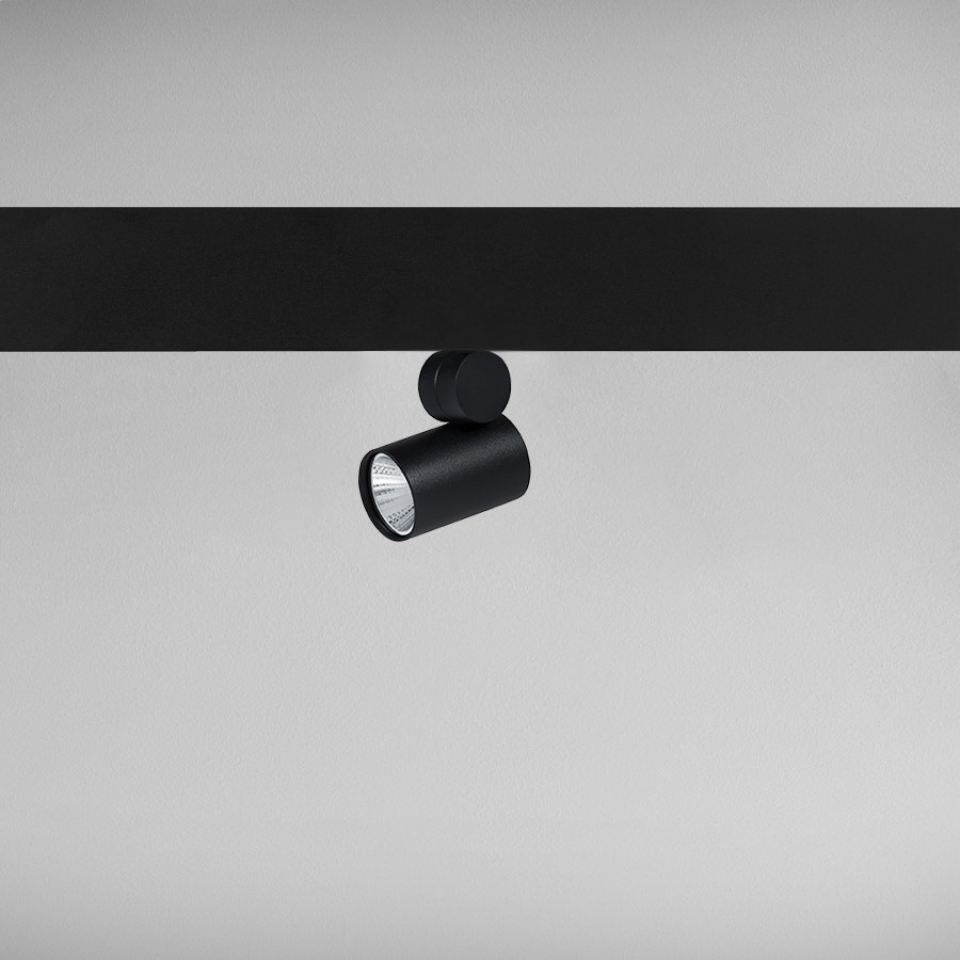 FIXY 40 black cover
                                                                                